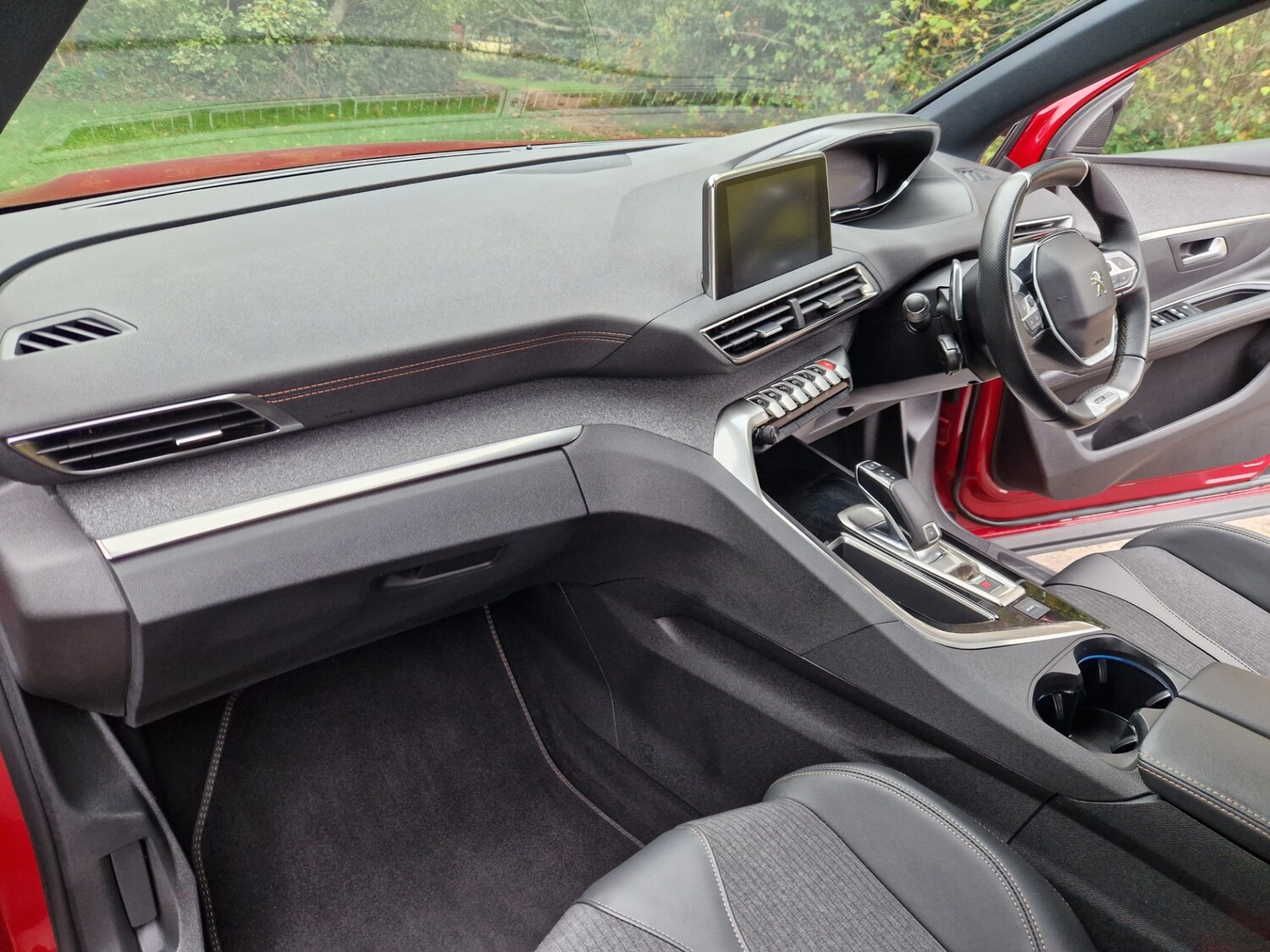 Used Peugeot 3008 2020 for sale - 76252805: Photo 6