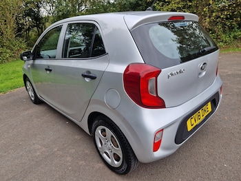 Used Kia Picanto 2018 for sale - 76142413: Photo