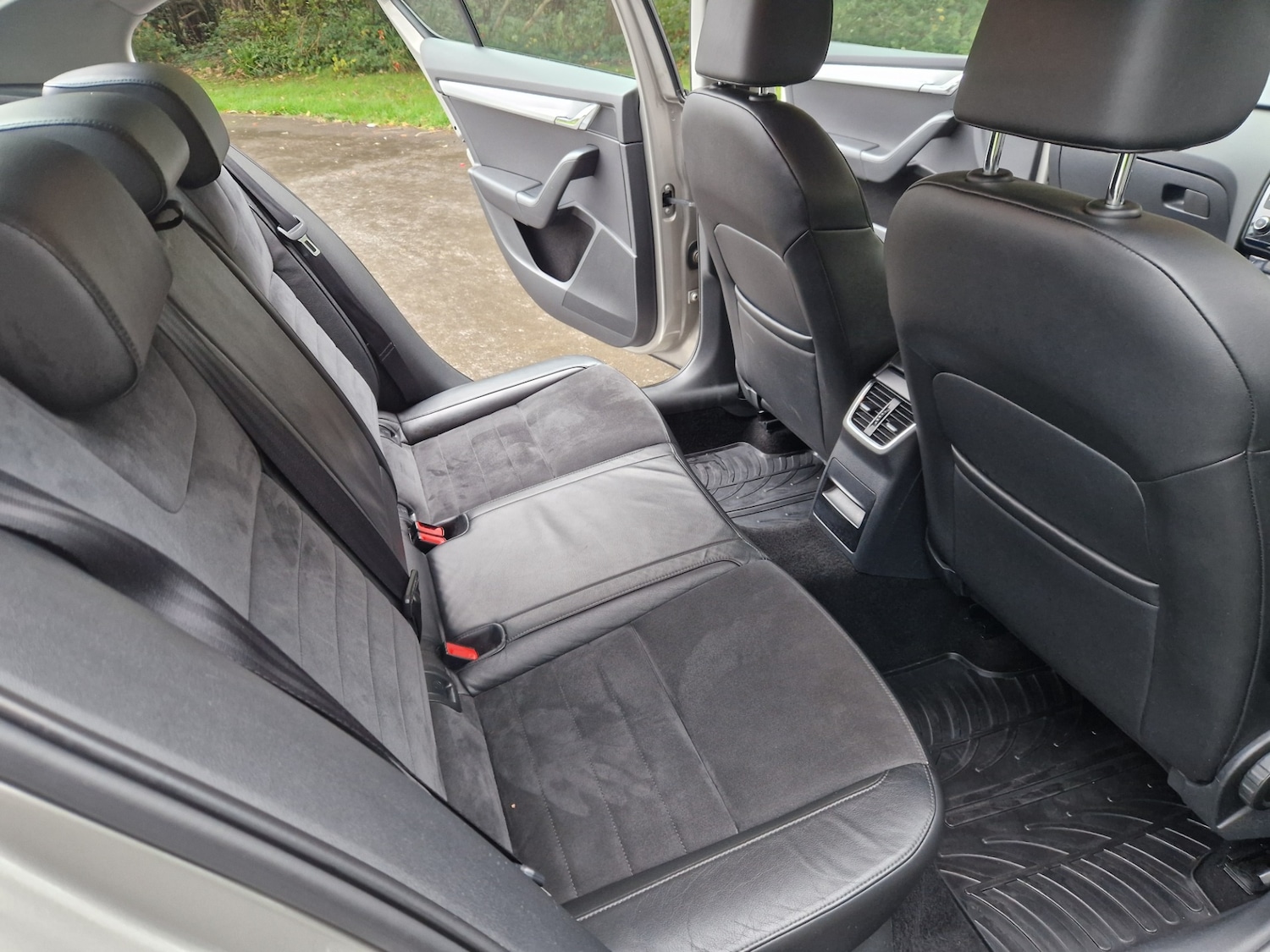 Used Skoda Octavia 2013 for sale - 76422188: Photo 8