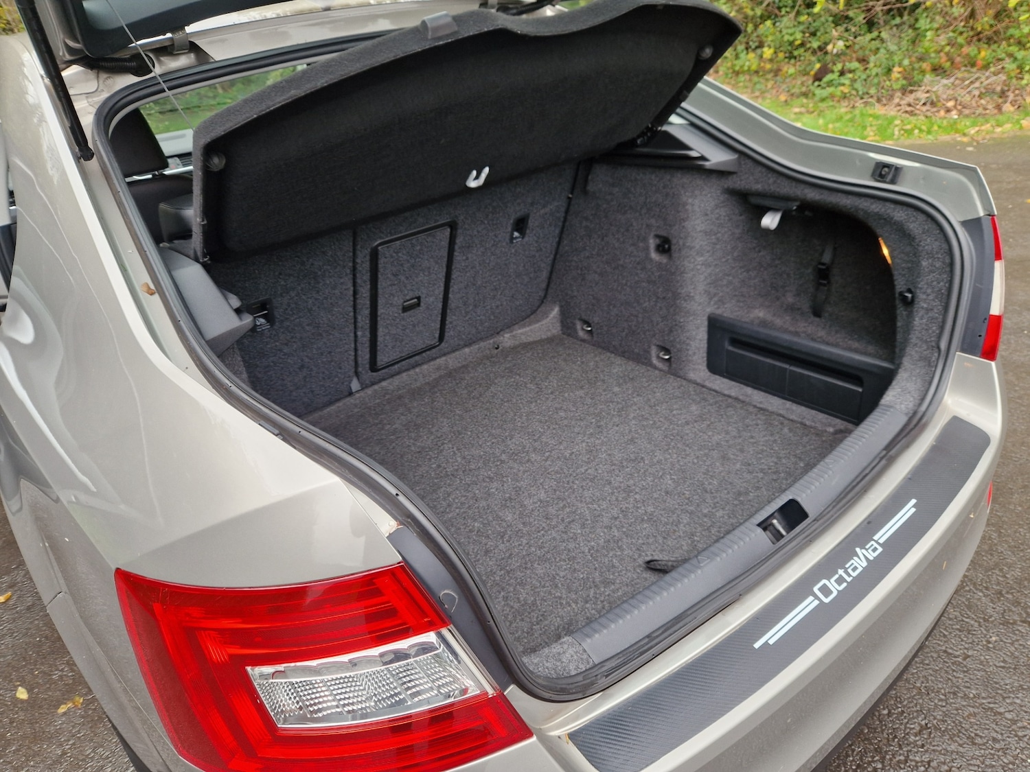 Used Skoda Octavia 2013 for sale - 76422188: Photo 9