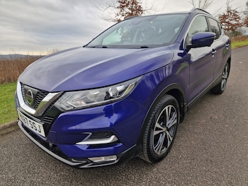 Used Nissan Qashqai 2017 for sale - 77364421: Photo
