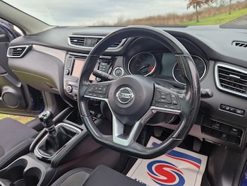 Used Nissan Qashqai 2017 for sale - 77364421: Photo