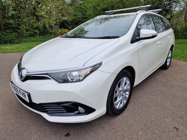 Used Toyota Auris 2016 for sale - 74455872: Photo 6
