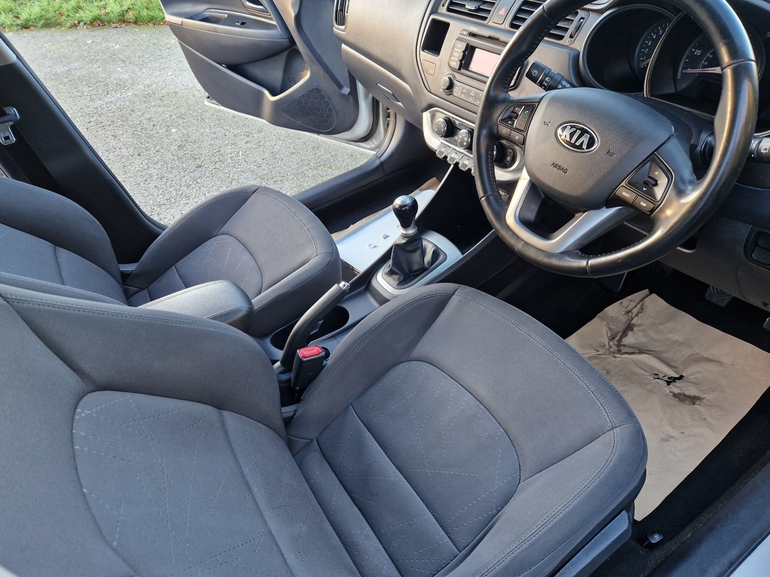 Used Kia Rio 2013 for sale - 76763262: Photo 4