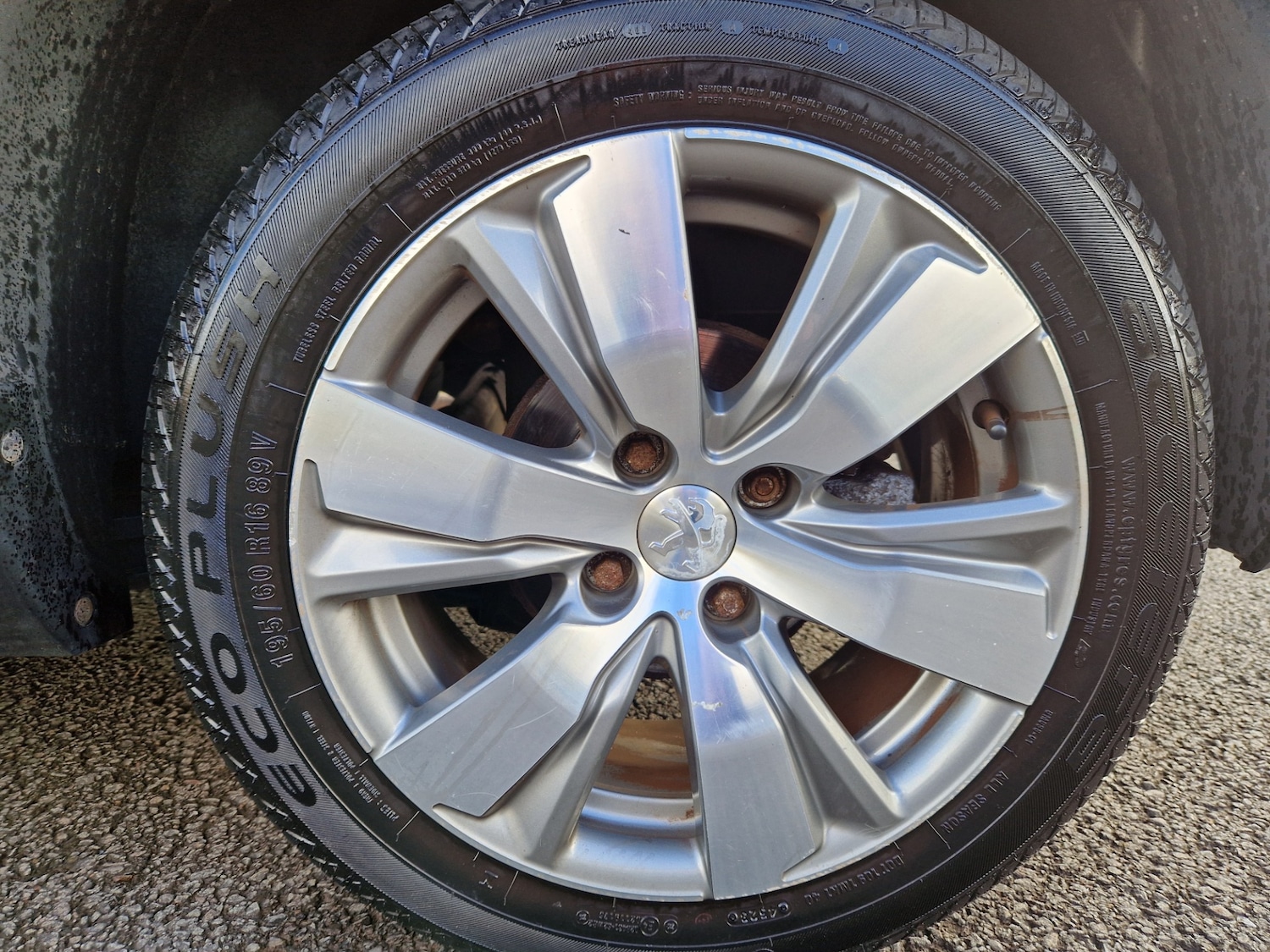 Used Peugeot 2008 2016 for sale - 77830090: Photo 3