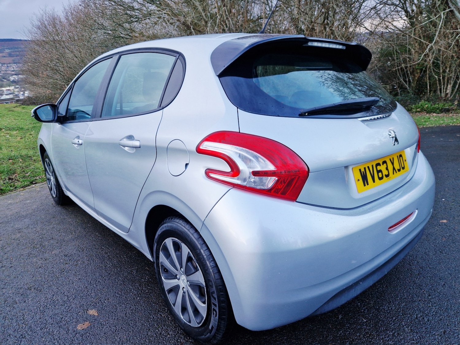 Used Peugeot 208 2013 for sale - 77225322: Photo 10