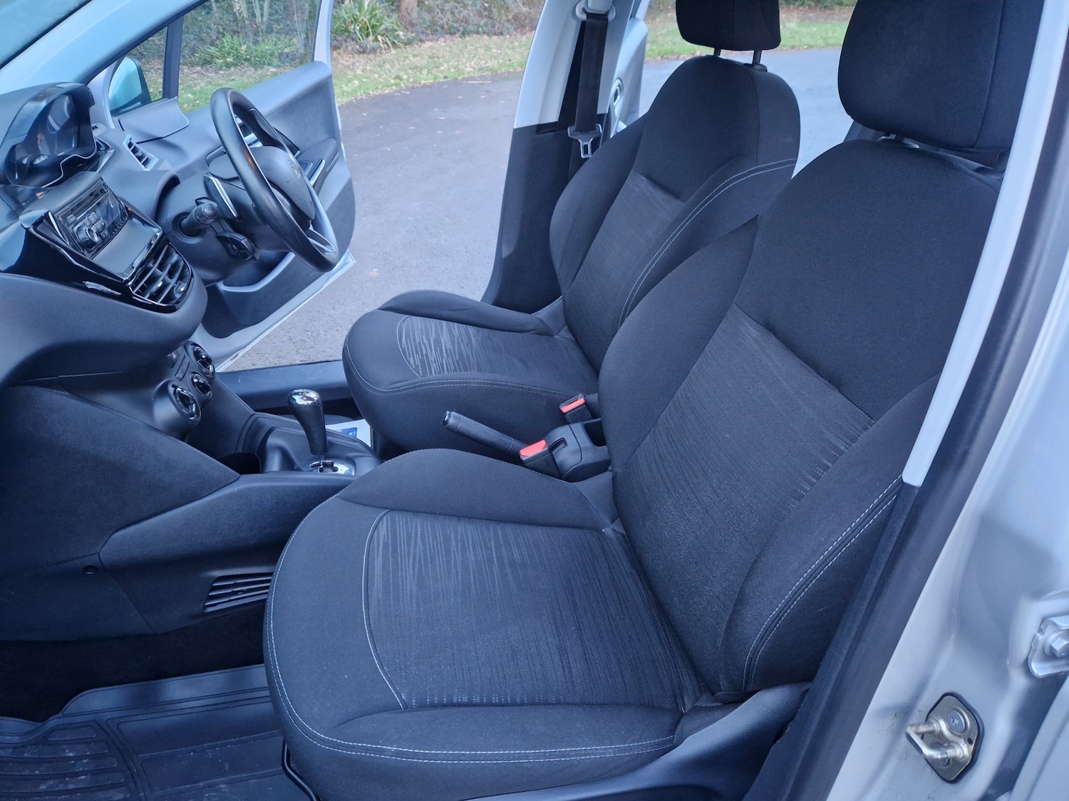 Used Peugeot 208 2013 for sale - 77225322: Photo 12