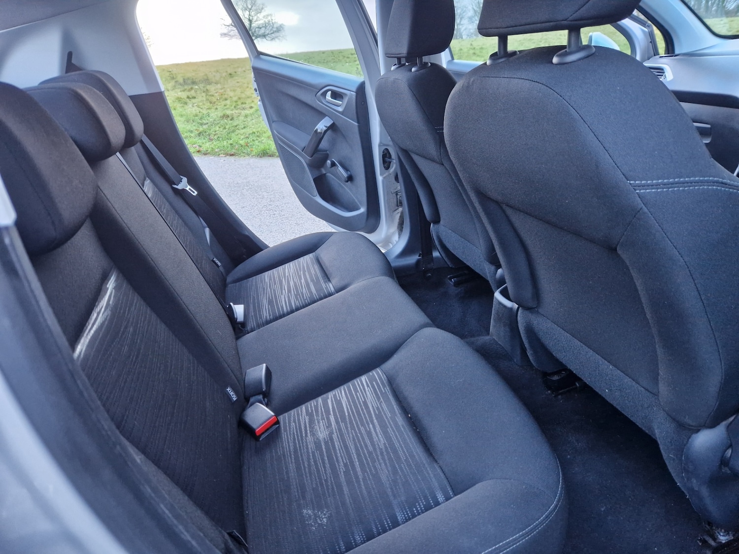 Used Peugeot 208 2013 for sale - 77225322: Photo 16