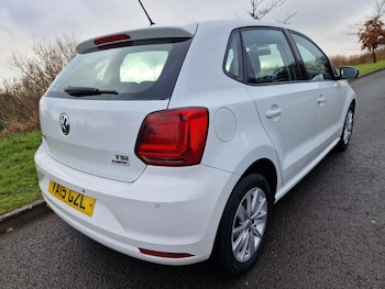 Used Volkswagen Polo 2015 for sale - 77420296: Photo
