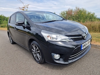 Used Toyota Verso 2014 for sale - 79230187: Photo