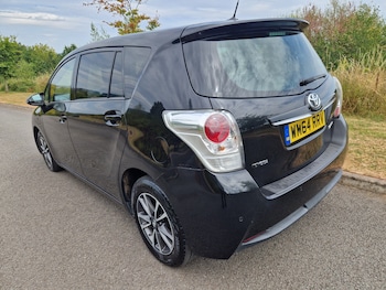 Used Toyota Verso 2014 for sale - 79230187: Photo