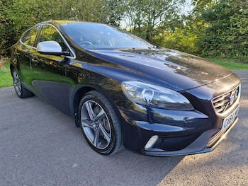 Volvo - V40