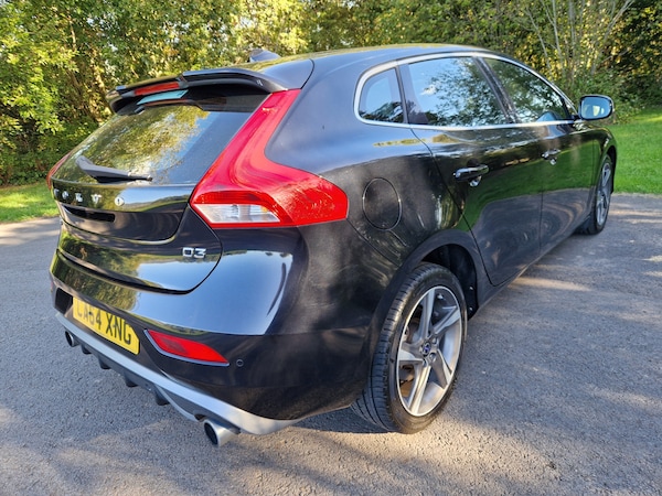 Used Volvo V40 2014 for sale - 76181071: Photo 20