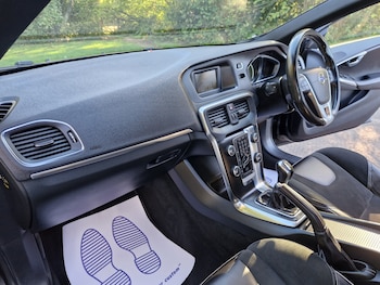 Used Volvo V40 2014 for sale - 76181071: Photo 3