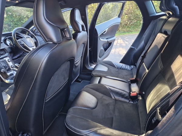 Used Volvo V40 2014 for sale - 76181071: Photo 5