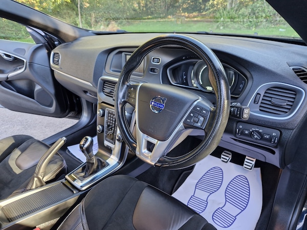 Used Volvo V40 2014 for sale - 76181071: Photo 8