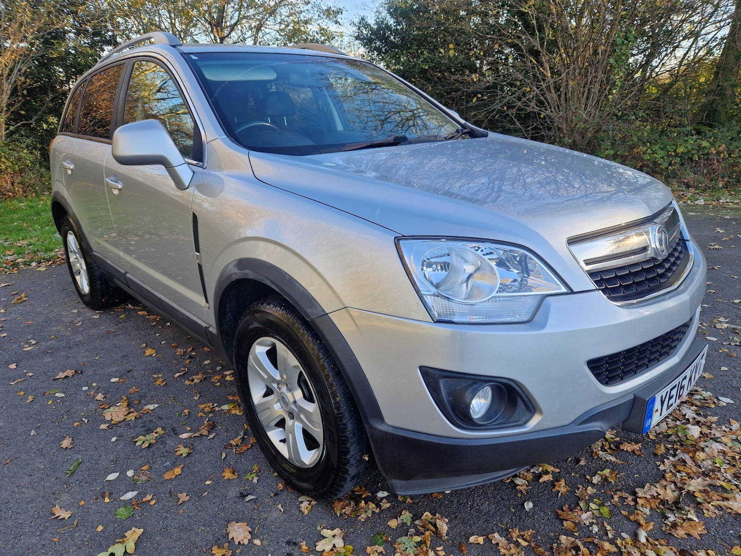 Used Vauxhall Antara 2016 for sale - 76652776: Photo 2