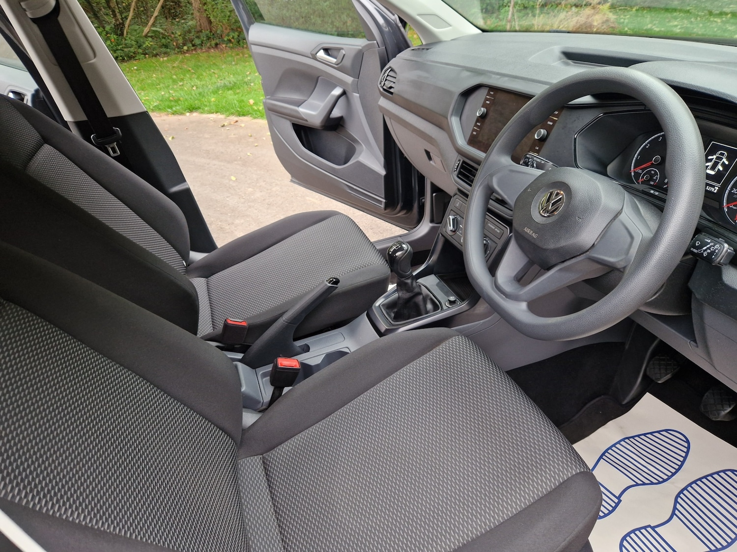 Used Volkswagen T-Cross 2019 for sale - 76262818: Photo 4