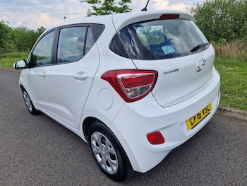 Used Hyundai i10 2016 for sale - 78522130: Photo