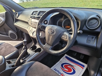 Used Toyota RAV4 2011 for sale - 77125487: Photo