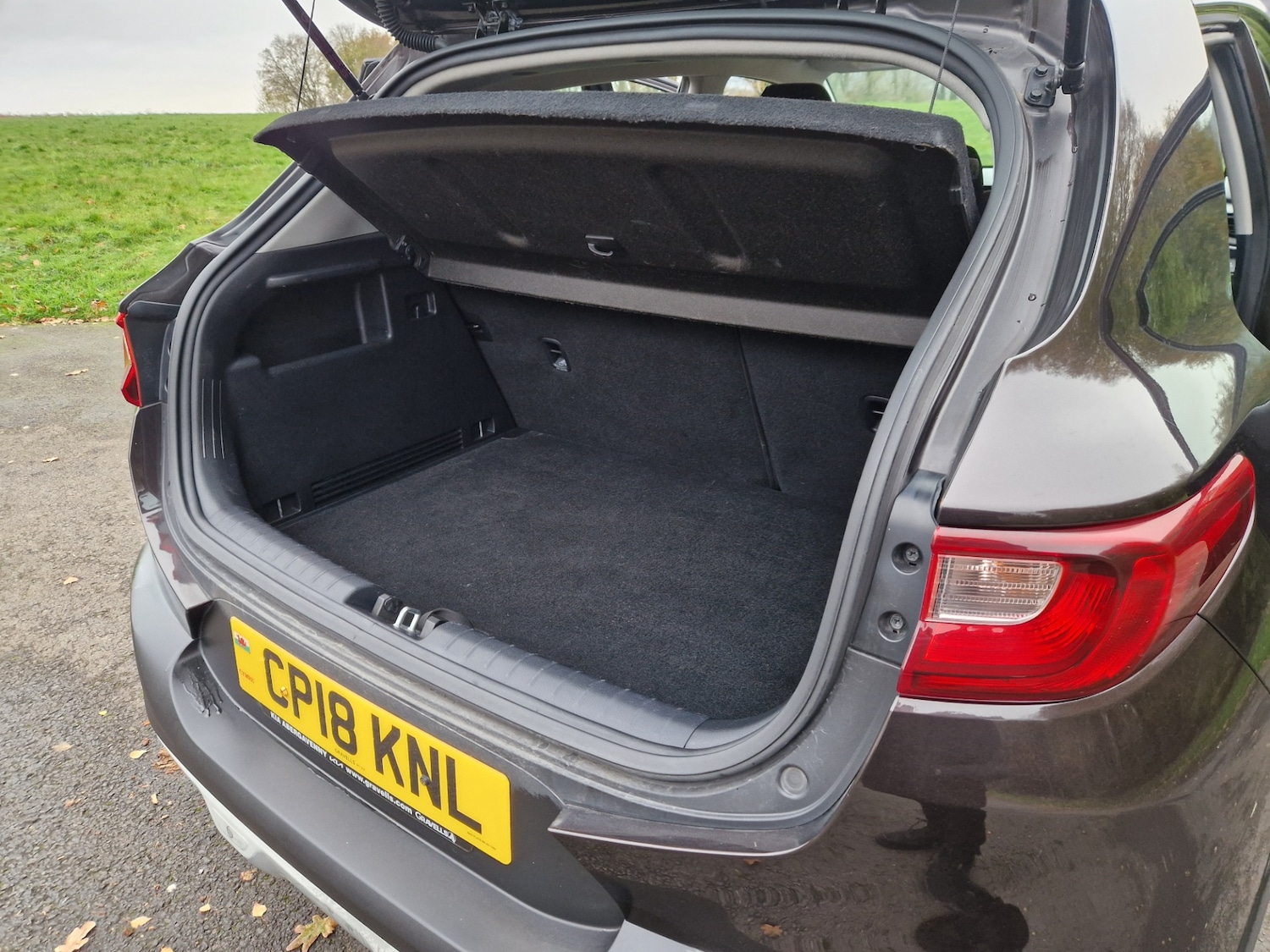 Used Kia Stonic 2018 for sale - 76707473: Photo 6