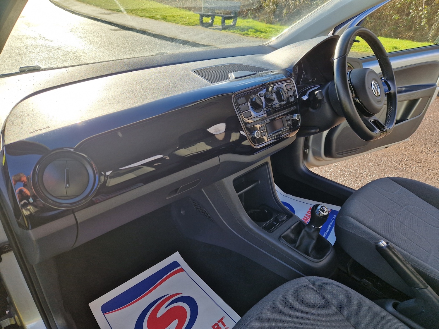 Used Volkswagen up! 2016 for sale - 77567375: Photo 4