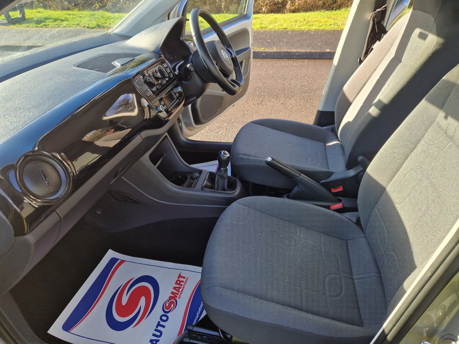 Used Volkswagen up! 2016 for sale - 77567375: Photo 5