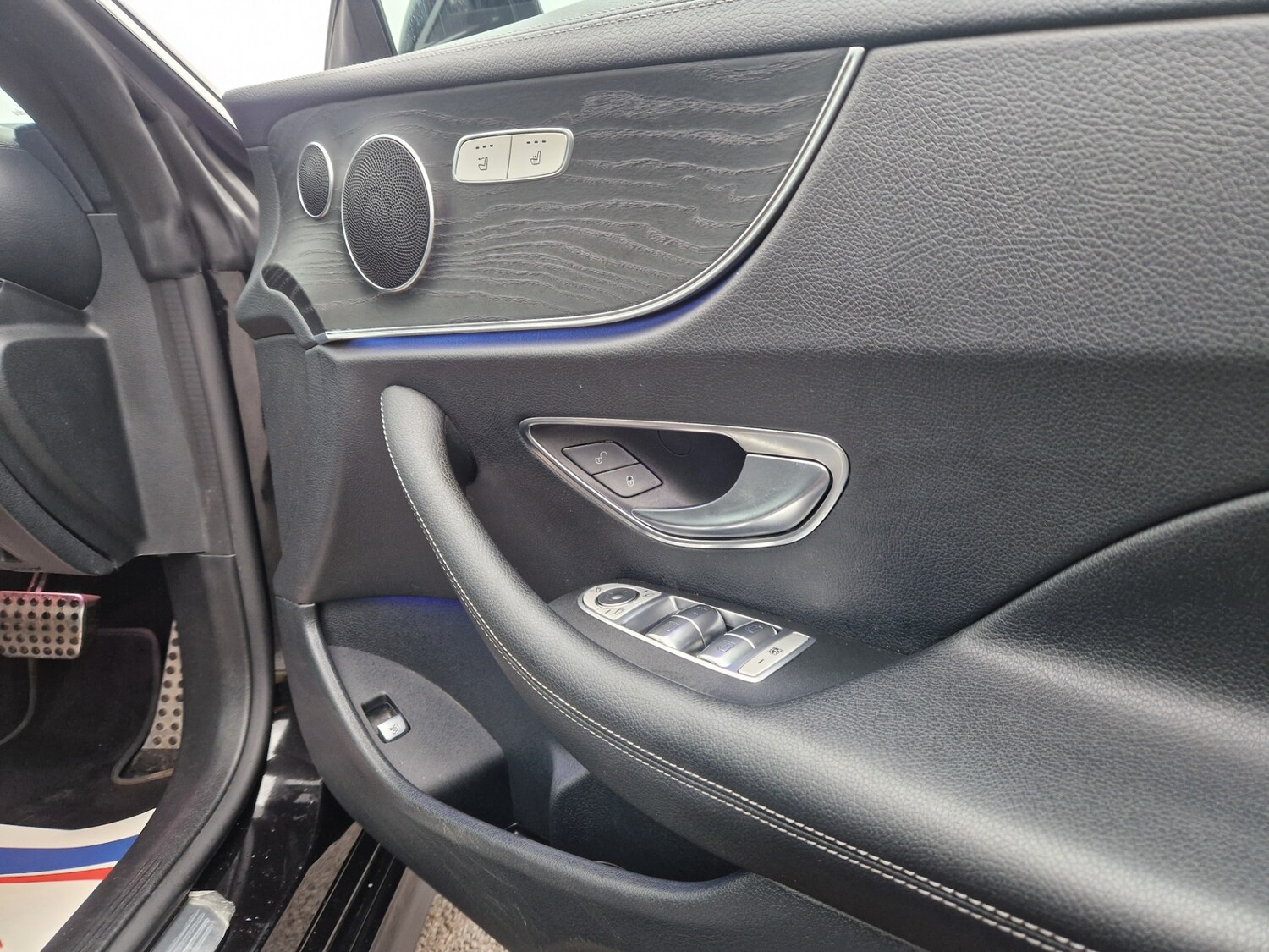 Used Mercedes-Benz E Class 2021 for sale - 77590385: Photo 11