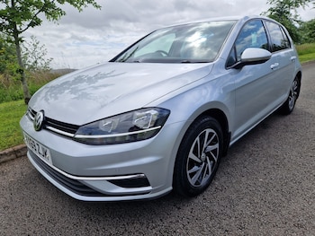 Used Volkswagen Golf 2019 for sale - 78640707: Photo