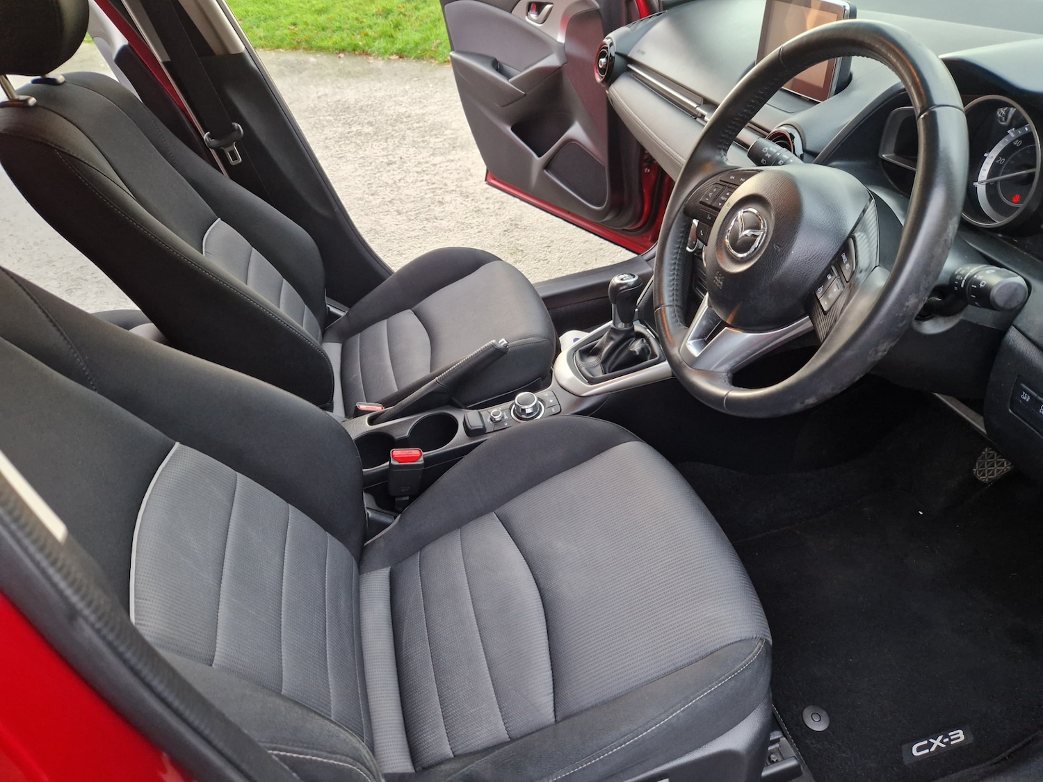 Used Mazda CX-3 2017 for sale - 76693019: Photo 12