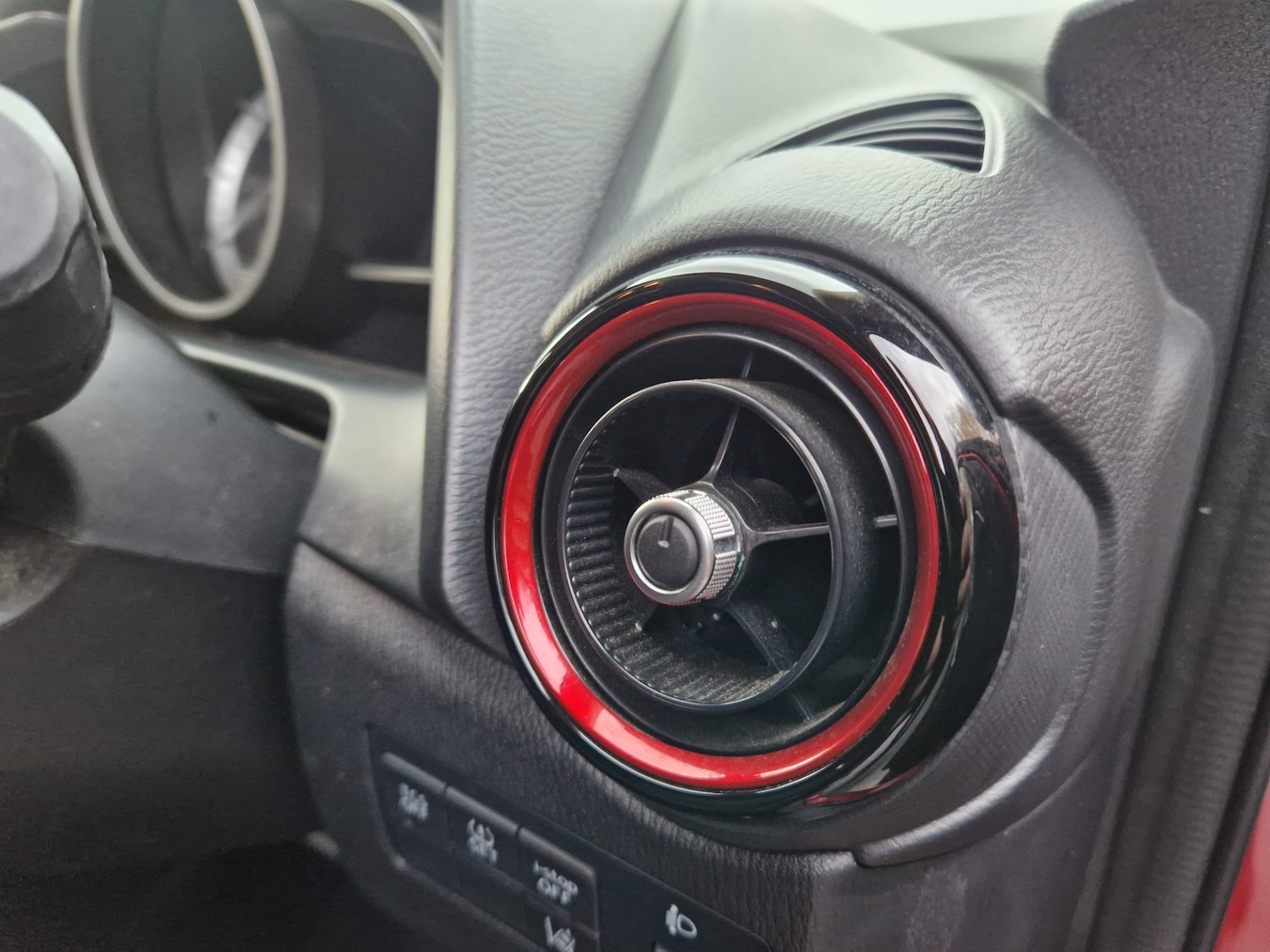 Used Mazda CX-3 2017 for sale - 76693019: Photo 5