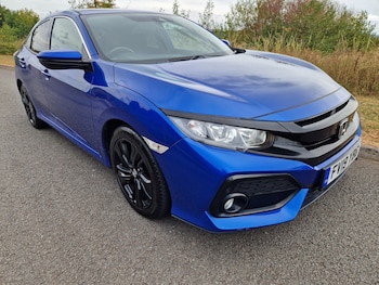 Used Honda Civic 2019 for sale - 79547446: Photo