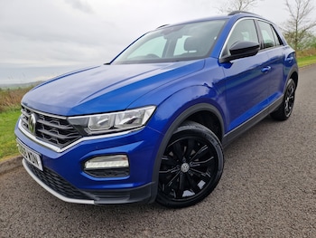 Used Volkswagen T-Roc 2018 for sale - 78210015: Photo