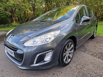 Peugeot - 308