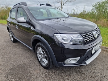 Used Dacia Sandero Stepway 2017 for sale - 78252817: Photo