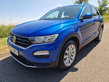 Used Volkswagen T-Roc 2019 for sale - 79216312: Photo