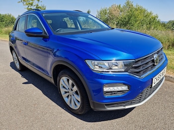 Used Volkswagen T-Roc 2019 for sale - 79216312: Photo
