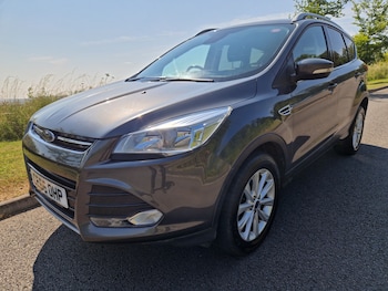 Used Ford Kuga 2016 for sale - 79216365: Photo