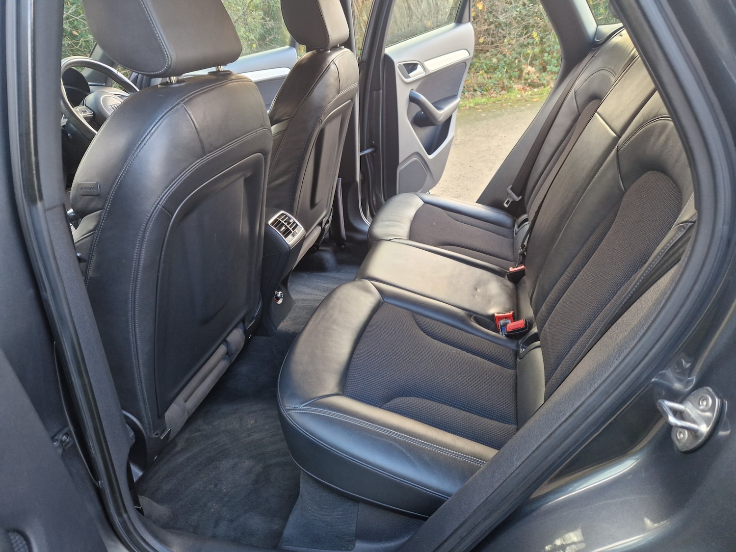 Used Audi Q3 2012 for sale - 76692625: Photo 10