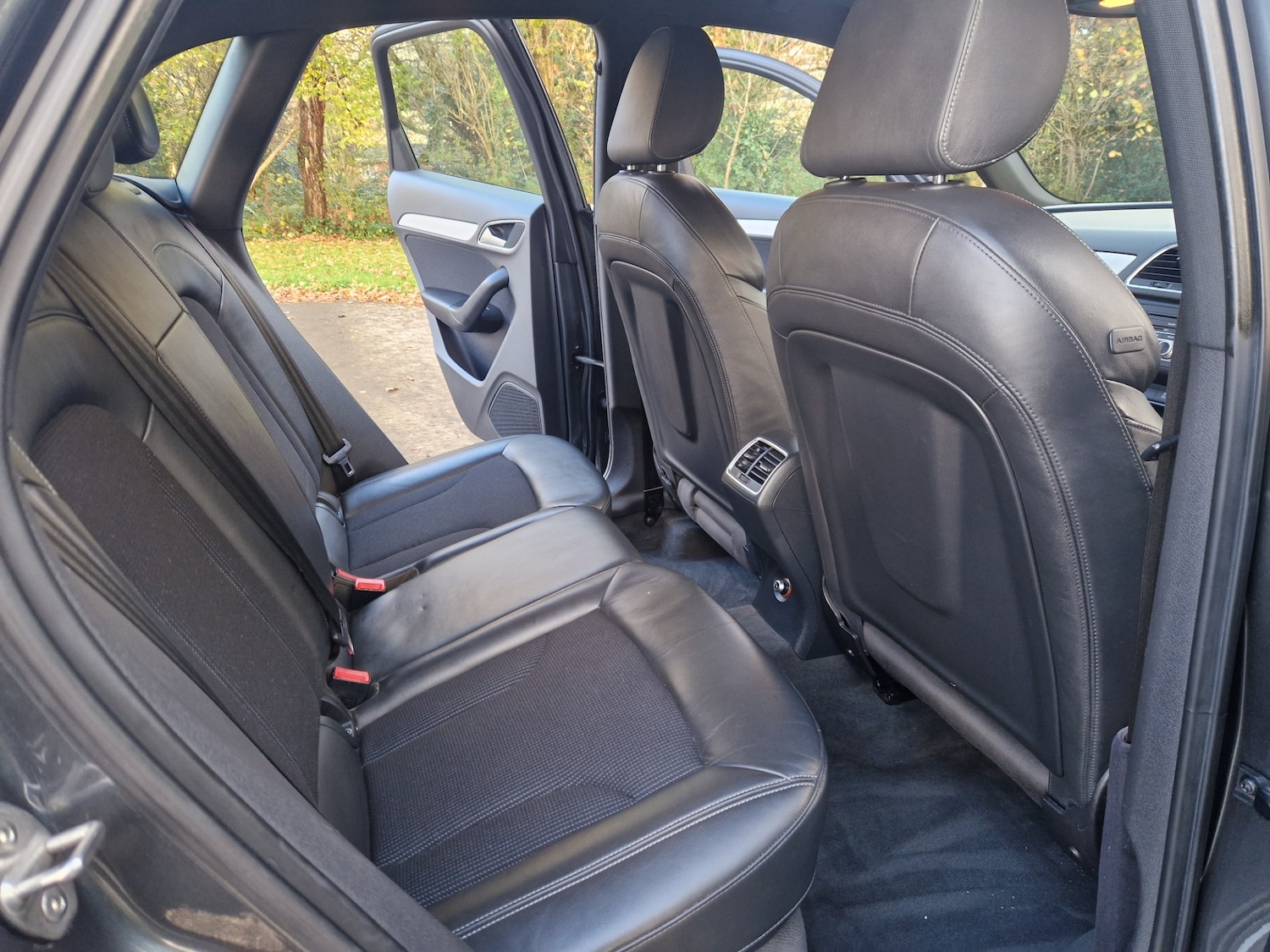 Used Audi Q3 2012 for sale - 76692625: Photo 12