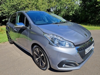 Used Peugeot 208 2019 for sale - 75394868: Photo