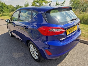 Used Ford Fiesta 2017 for sale - 79216376: Photo