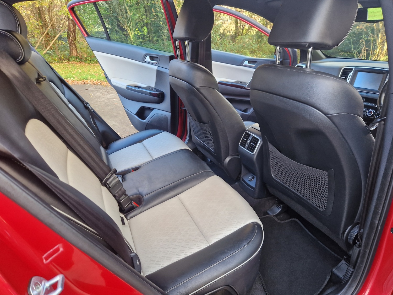 Used Kia Sportage 2018 for sale - 76681795: Photo 11