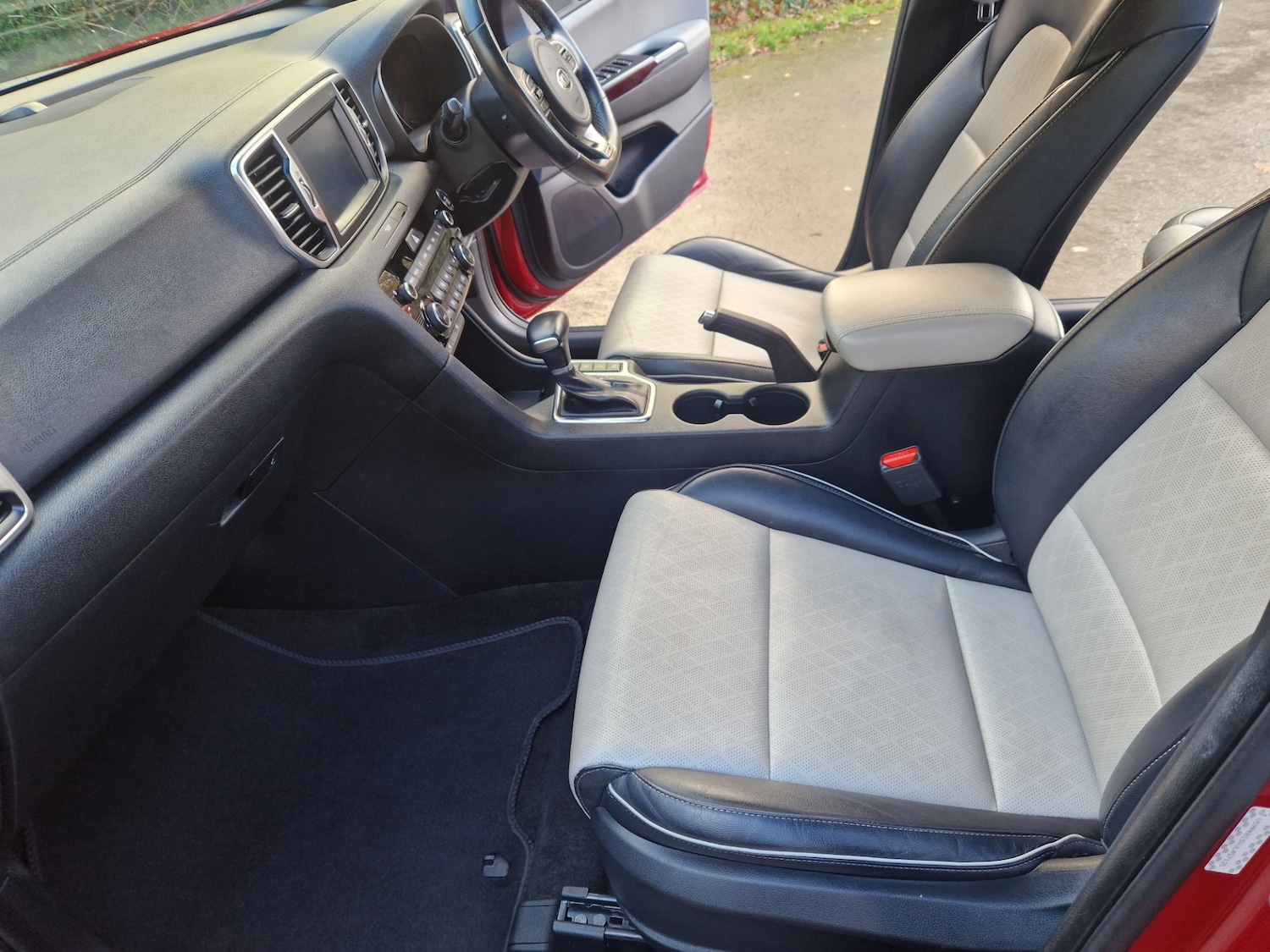 Used Kia Sportage 2018 for sale - 76681795: Photo 8