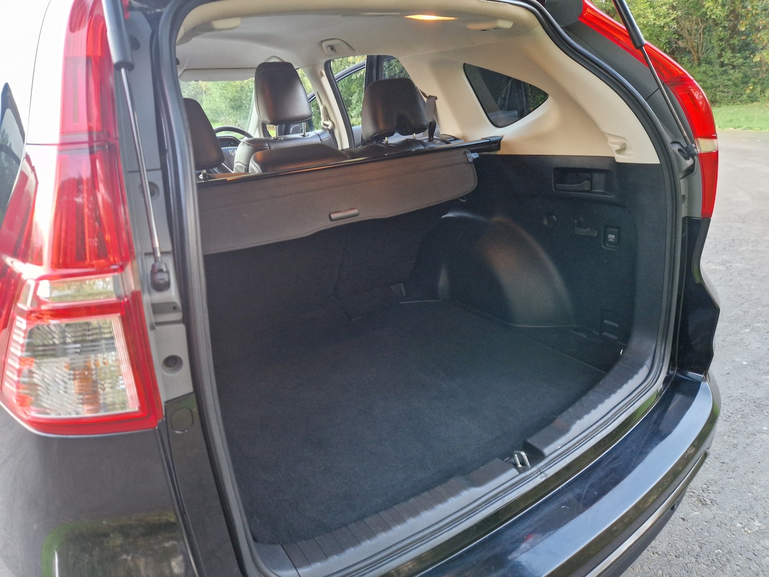 Used Honda CR-V 2017 for sale - 76382517: Photo 12