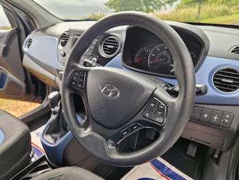 Used Hyundai i10 2016 for sale - 79340484: Photo