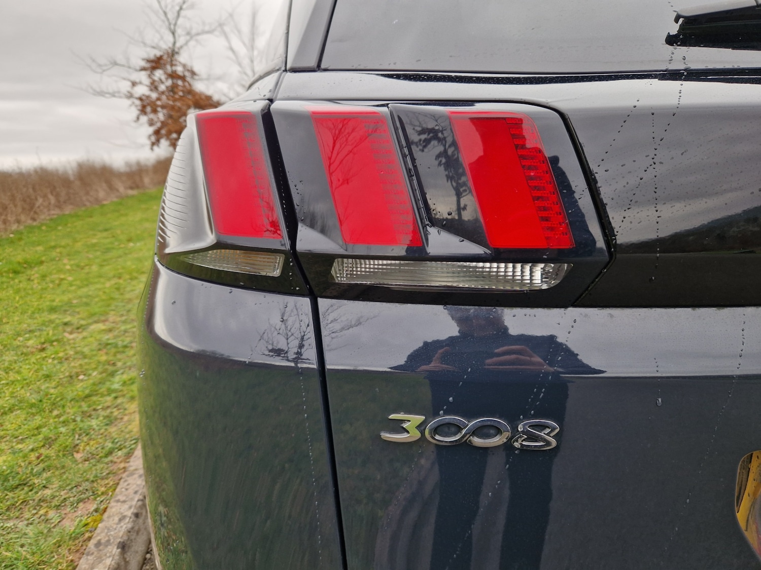 Used Peugeot 3008 2018 for sale - 77663771: Photo 13