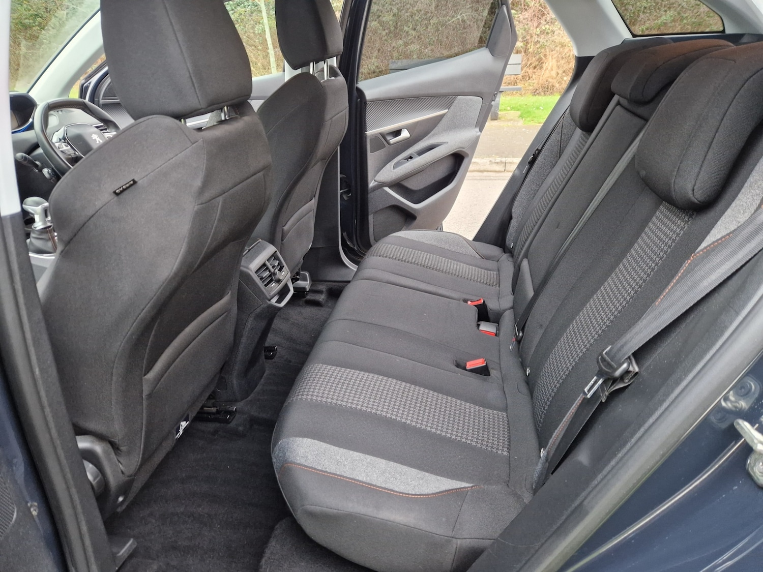 Used Peugeot 3008 2018 for sale - 77663771: Photo 9