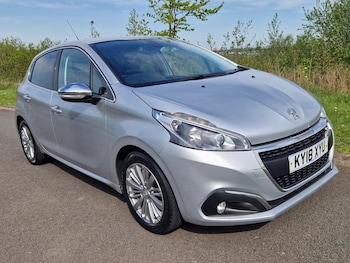 Used Peugeot 208 2018 for sale - 78344052: Photo