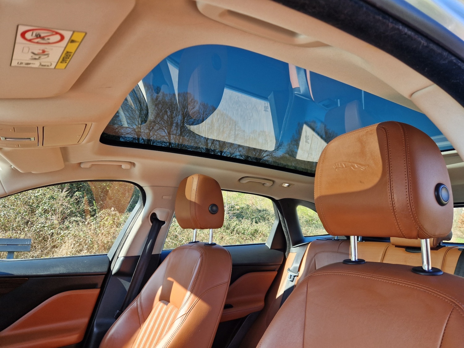 Used Jaguar F-Pace 2016 for sale - 77932342: Photo 2